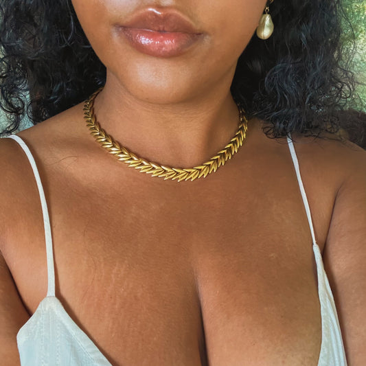 'Olympia' Gold Laurel Necklace