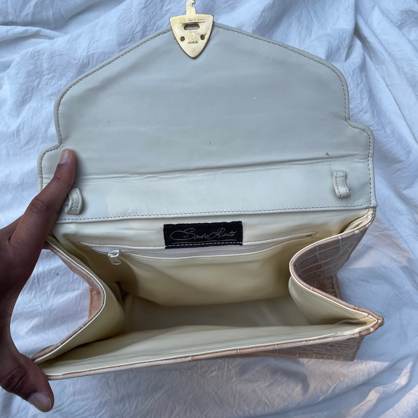 Vintage Sondra Roberts Tan Croc Embossed Patent Leather Bag