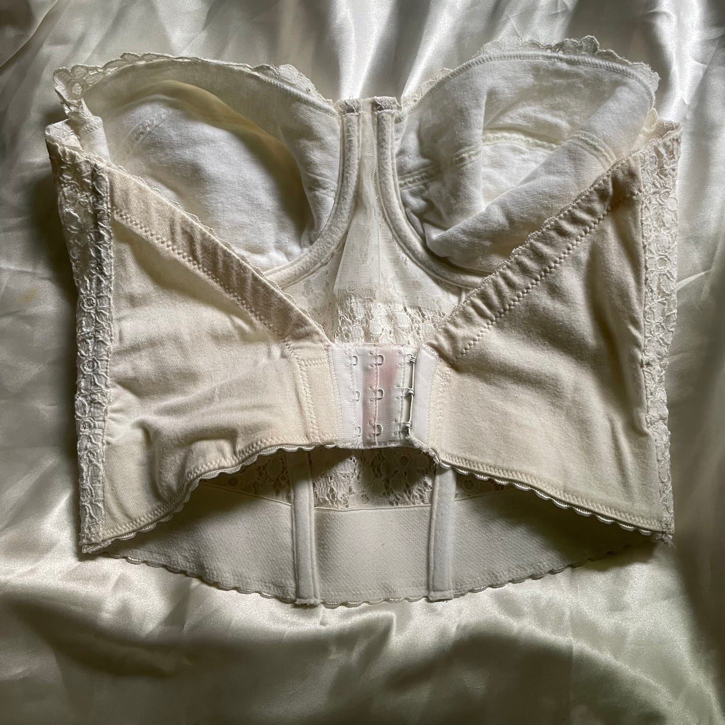 'Aria' Vintage White Floral Lace Bustier Top (36C)