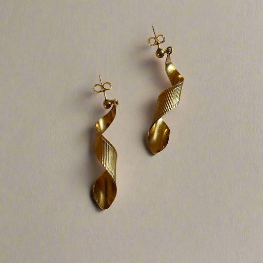 Vintage Gold Spiral Dangle Earrings