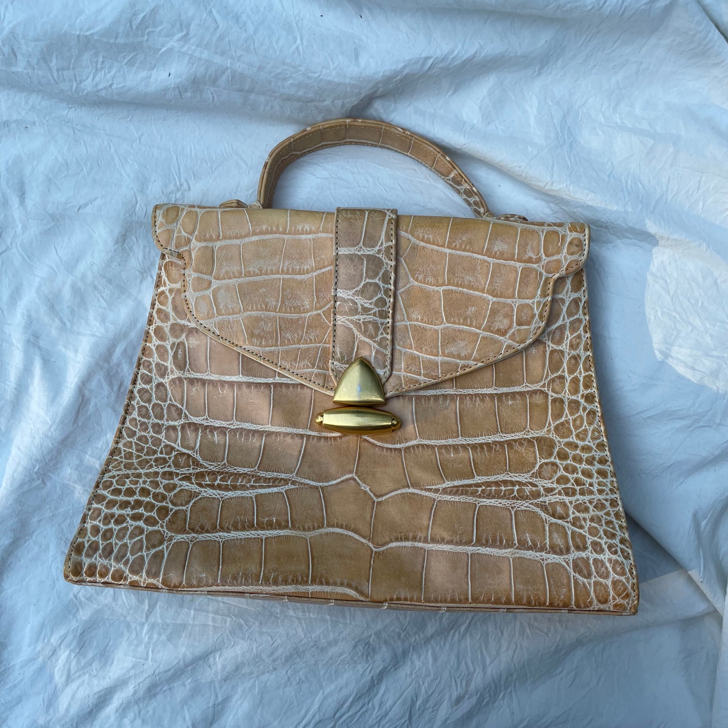 Vintage Sondra Roberts Tan Croc Embossed Patent Leather Bag