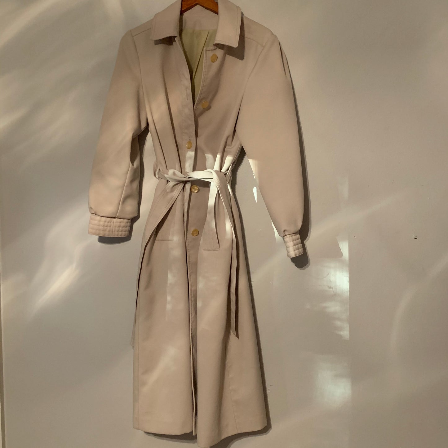 ‘Saira’ Beige Quilted Sleeve Belted Trench Coat (M/L/XL)